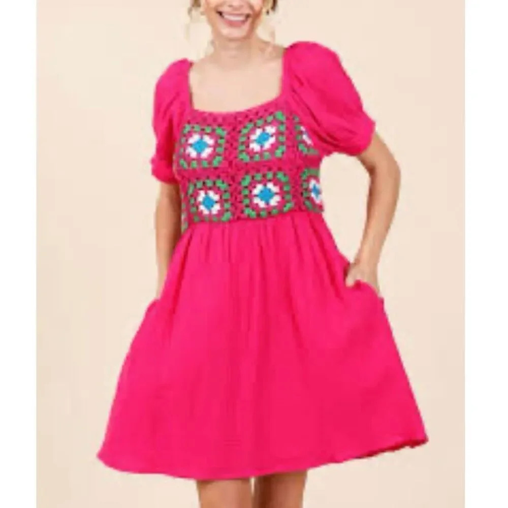 JODIFL | NWT Bright Pink Smocked Crochet Bodice‎ Gauze Green White Dress | Small